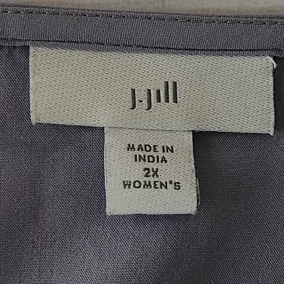 J. Jill Periwinkle Embroidered Lightweight Tunic with 3/4 Sleeves Size 2X - Picture 2 of 6